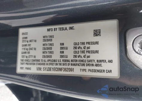 2022 Tesla Model 3 Performance Dual Motor All-Wheel Drive z USA, uszkodzony, nr VIN 5YJ3E1EC8NF362061